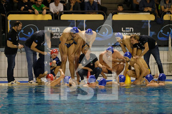 2020-02-21 - OSC Budapest durante un time-out. - PRO RECCO VS OSC BUDAPEST - LEN CUP - CHAMPIONS LEAGUE - WATERPOLO