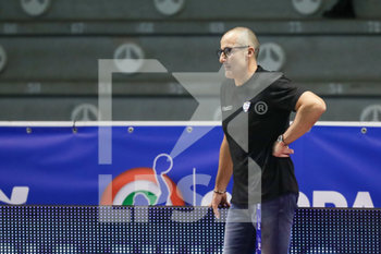 2019-12-05 - delusione coach Antonucci (Rapallo Pallanuoto) - FINAL SIX - RAPALLO VS KALLY MILANO - ITALIAN CUP WOMEN - WATERPOLO