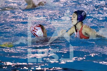 2021-02-04 - Christina Chrysoula Tsoukala (Olympiacos Piraeus) vs Alessia Casson (Plebiscito Padova) - OLYMPIAKOS SF PIRAEUS VS PLEBISCITO PADOVA - EURO LEAGUE WOMEN - WATERPOLO