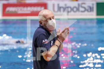 2021-02-04 - head coach S. Posterivo (Plebiscito Padova) - OLYMPIAKOS SF PIRAEUS VS PLEBISCITO PADOVA - EURO LEAGUE WOMEN - WATERPOLO