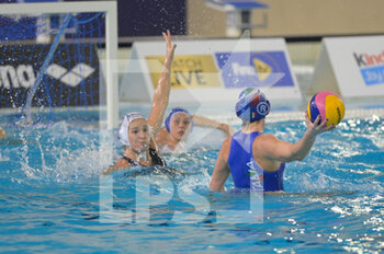 2021-01-19 - 7 MARLETTA Claudia Roberta (Italy) - WOMEN'S WATERPOLO OLYMPIC GAME QUALIFICATION TOURNAMENT 2021 - FRANCE VS ITALY - OLYMPIC TROPHY - WATERPOLO