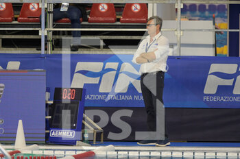 2021-01-19 - ZIZZA Paolo Team Head Coach (Italy) - WOMEN'S WATERPOLO OLYMPIC GAME QUALIFICATION TOURNAMENT 2021 - FRANCE VS ITALY - OLYMPIC TROPHY - WATERPOLO