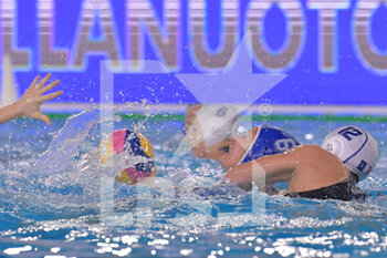 2021-01-19 - 6 AIELLO Rosaria (Italy) vs RADOSAVLJEVIC Camille Emilie (12 (France) - WOMEN'S WATERPOLO OLYMPIC GAME QUALIFICATION TOURNAMENT 2021 - FRANCE VS ITALY - OLYMPIC TROPHY - WATERPOLO