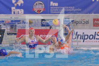2021-01-19 - 2 MEGENS Maud (Netherlands) - WOMEN'S WATERPOLO OLYMPIC GAME QUALIFICATION TOURNAMENT 2021 - HOLLAND VS SLOVAKIA - OLYMPIC TROPHY - WATERPOLO
