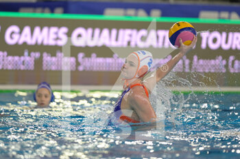 2021-01-19 - 2 MEGENS Maud (Netherlands) - WOMEN'S WATERPOLO OLYMPIC GAME QUALIFICATION TOURNAMENT 2021 - HOLLAND VS SLOVAKIA - OLYMPIC TROPHY - WATERPOLO