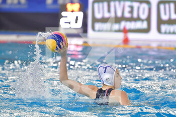 2021-01-20 - 7 DHALLUIN Juliette Marie [ROLE: All-Round] (France) - WOMEN'S WATERPOLO OLYMPIC GAME QUALIFICATION TOURNAMENT 2021 - FRANCE VS SLOVAKIA - OLYMPIC TROPHY - WATERPOLO