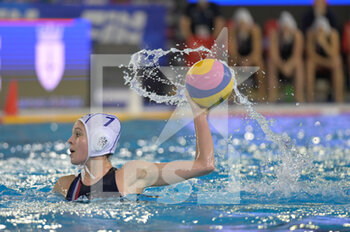 2021-01-20 - 7 DHALLUIN Juliette Marie [ROLE: All-Round] (France) - WOMEN'S WATERPOLO OLYMPIC GAME QUALIFICATION TOURNAMENT 2021 - FRANCE VS SLOVAKIA - OLYMPIC TROPHY - WATERPOLO