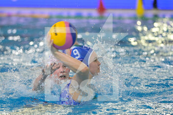 2021-01-20 - 9 GIUSTINI Sofia [ROLE: Wing] (Italy) - WOMEN'S WATERPOLO OLYMPIC GAME QUALIFICATION TOURNAMENT 2021 - HOLLAND VS ITALY - OLYMPIC TROPHY - WATERPOLO