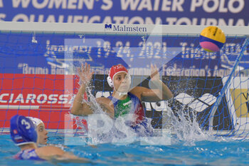 2021-01-21 - 13 SPARANO Fabiana [ROLE: Goalkeeper] (Italy) - WOMEN'S WATERPOLO OLYMPIC GAME QUALIFICATION TOURNAMENT - ITALY VS SLOVAKIA - OLYMPIC TROPHY - WATERPOLO