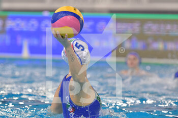2021-01-21 - 5 QUEIROLO Elisa [ROLE: Wing] (Italy) - WOMEN'S WATERPOLO OLYMPIC GAME QUALIFICATION TOURNAMENT - ITALY VS SLOVAKIA - OLYMPIC TROPHY - WATERPOLO