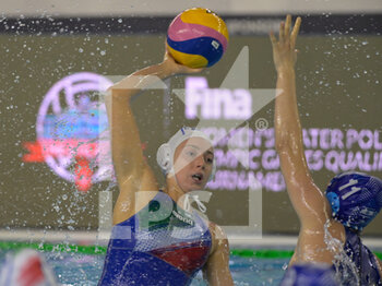 2021-01-22 - 11 CHIAPPINI Izabella [ROLE: Wing] (Italy) vs 11 HOCHBERG Nofar [ROLE: Wing] (Israel)  - WOMEN'S WATERPOLO OLYMPIC GAME QUALIFICATION TOURNAMENT 2021 - ITALY VS ISRAEL - OLYMPIC TROPHY - WATERPOLO