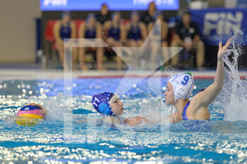 2021-01-22 - 11 HOCHBERG Nofar [ROLE: Wing] (Israel) vs 9 GIUSTINI Sofia [ROLE: Wing] (Italy)  - WOMEN'S WATERPOLO OLYMPIC GAME QUALIFICATION TOURNAMENT 2021 - ITALY VS ISRAEL - OLYMPIC TROPHY - WATERPOLO