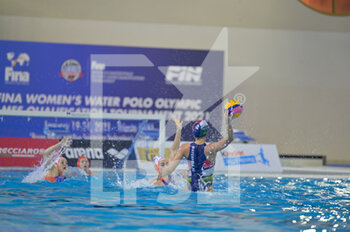2021-01-24 - 2 SZILAGYI Dorottya [ROLE: Wing] (Hungary)  - WOMEN'S WATERPOLO OLYMPIC GAME QUALIFICATION TOURNAMENT 2021 - NETHERLANDS VS HUNGARY - OLYMPIC TROPHY - WATERPOLO