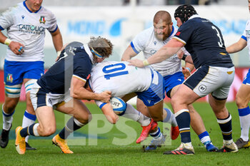 2020-11-14 - Paolo Garbisi (Italy) tackled by Hamish Watson (Scotland) - CATTOLICA TEST MATCH 2020 - ITALIA VS SCOZIA  - AUTUMN NATIONS SERIES - RUGBY