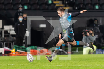 2020-12-12 - Ospreys' outside half Stephen Myler kicks a conversion during the European Rugby Challenge Cup, rugby union match between Ospreys and Castres on December 12, 2020 at the Liberty Stadium in Swansea, Wales - Photo Dan Minto / ProSportsImages / DPPI - OSPREYS VS CASTRES - CHALLENGE CUP - RUGBY