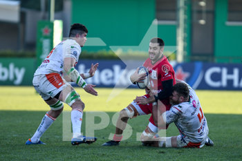 14/12/2019 - Placcaggio di Irne Herbst (Treviso) su Pato Fernandez (Lyon) - BENETTON TREVISO VS LYON - HEINEKEN CHAMPIONS CUP - RUGBY