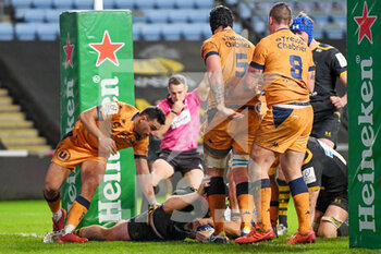 2020-12-18 - Wasps back row Alfie Barbeary (8) scores his second try during the European Rugby Champions Cup, rugby union match between Wasps and Montpellier Herault Rugby on December 18, 2020 at the Ricoh Arena in Coventry, England - Photo Dennis Goodwin / ProSportsImages / DPPI - WASPS VS MONTPELLIER HERAULT RUGBY - CHAMPIONS CUP - RUGBY