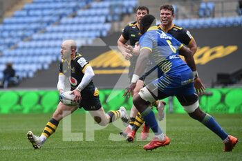 2021-04-03 - Wasps scrum half Dan Robson (9) during the European Rugby Champions Cup, round of 16, rugby union match between Wasps and ASM Clermont Auvergne on April 3, 2021 at the Ricoh Arena in Coventry, England - Photo Dennis Goodwin / ProSportsImages / DPPI - WASPS VS ASM CLERMONT AUVERGNE - CHAMPIONS CUP - RUGBY