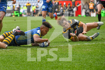 2021-04-03 - ASM Clermont Auvergne full back Kotaro Matsushima (15) scores a try during the European Rugby Champions Cup, round of 16, rugby union match between Wasps and ASM Clermont Auvergne on April 3, 2021 at the Ricoh Arena in Coventry, England - Photo Dennis Goodwin / ProSportsImages / DPPI - WASPS VS ASM CLERMONT AUVERGNE - CHAMPIONS CUP - RUGBY