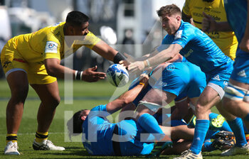 2021-05-02 - Luke McGrath of Leinster and Will Skelton of Stade Rochelais during the European Rugby Champions Cup, semi final rugby union match between Stade Rochelais and Leinster Rugby on May 2, 2021 at Marcel Deflandre stadium in La Rochelle, France - Photo Laurent Lairys / DPPI - STADE ROCHELAIS VS LEINSTER RUGBY - CHAMPIONS CUP - RUGBY