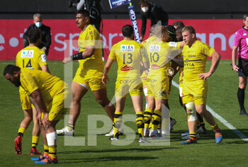 2021-05-02 - La Rochelle players celebrate the try of Gregory Alldritt during the European Rugby Champions Cup, semi final rugby union match between Stade Rochelais and Leinster Rugby on May 2, 2021 at Marcel Deflandre stadium in La Rochelle, France - Photo Laurent Lairys / DPPI - STADE ROCHELAIS VS LEINSTER RUGBY - CHAMPIONS CUP - RUGBY