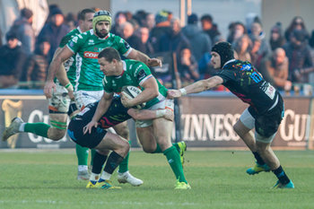 2018-12-29 - Luca Morrisi sfugge a Carlo Canna - BENETTON TREVISO VS ZEBRE RUGBY - GUINNESS PRO 14 - RUGBY