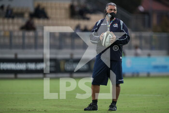 2020-10-02 - Zebre’s Head Coach Michael Bradley during the warm up - ZEBRE VS CARDIFF BLUES - GUINNESS PRO 14 - RUGBY