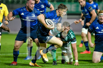 2020-10-10 - Garry Ringrose (Leinster) carries the ball - BENETTON TREVISO VS LEINSTER RUGBY - GUINNESS PRO 14 - RUGBY