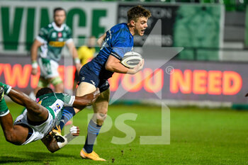 2020-10-10 - Garry Ringrose (Leinster) carries the ball - BENETTON TREVISO VS LEINSTER RUGBY - GUINNESS PRO 14 - RUGBY