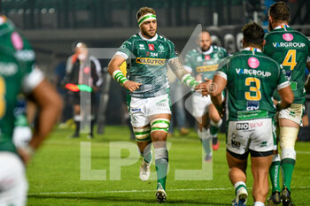 2020-10-10 - Niccolo Cannone (Treviso) entering the game field - BENETTON TREVISO VS LEINSTER RUGBY - GUINNESS PRO 14 - RUGBY