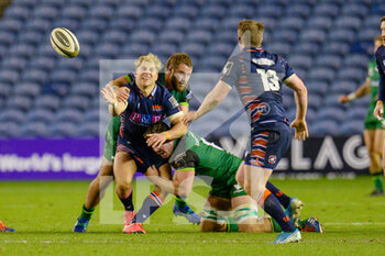 2020-10-25 - Jaco van der Walt (10) of Edinburgh Rugby looks to offload the ball to James Johnstone (13) of Edinburgh Rugby as he is tackled by Paul Boyle (6) and Paddy McAllister (17) of Connacht Rugby during the Guinness Pro 14 rugby union match between Edinburgh Rugby and Connacht Rugby on October 25, 2020 at BT Murrayfield Stadium in Edinburgh, Scotland - Photo Malcolm Mackenzie / ProSportsImages / DPPI - EDINBURGH RUGBY VS CONNACHT RUGBY - GUINNESS PRO 14 - RUGBY