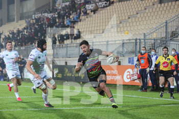 2020-11-02 - Renato Giammarioli (Zebre) goes for the try - ZEBRE VS OSPREYS - GUINNESS PRO 14 - RUGBY