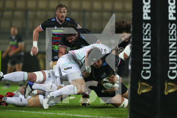 2020-11-02 - Samuele Ortis (Zebre) is stopped near the line - ZEBRE VS OSPREYS - GUINNESS PRO 14 - RUGBY