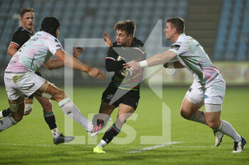 2020-11-02 - Antonio Rizzi (Zebre) find a hole in Ospreys defense - ZEBRE VS OSPREYS - GUINNESS PRO 14 - RUGBY