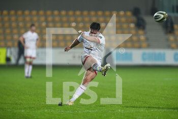 2020-11-16 - Bill Johnston (Ulster) with the conversion points - ZEBRE VS ULSTER - GUINNESS PRO 14 - RUGBY