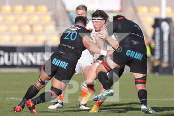 2021-01-23 - Hamish Watson (Edinburgh) is double tackled by Zebre’s defense - ZEBRE RUGBY VS EDINBURGH - GUINNESS PRO 14 - RUGBY