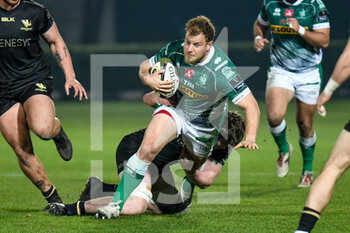 2021-02-26 - Tomas Baravalle (Benetton Treviso) carries the ball - BENETTON TREVISO VS CONNACHT RUGBY - GUINNESS PRO 14 - RUGBY