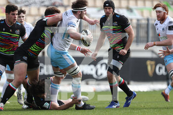2021-03-06 - Hamish Bain (Glasgow) looks for support - ZEBRE VS GLASGOW WARRIORS - GUINNESS PRO 14 - RUGBY