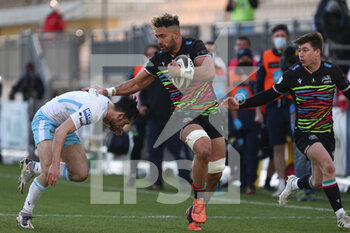 2021-03-06 - Junior Leavasa (Zebre) carries the ball - ZEBRE VS GLASGOW WARRIORS - GUINNESS PRO 14 - RUGBY