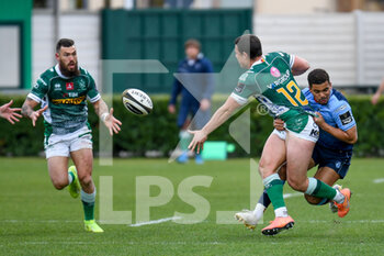2021-03-14 - Luca Morisi (Benetton Treviso) offload to Jayden Hayward (Benetton Treviso) - BENETTON TREVISO VS CARDIFF BLUES - GUINNESS PRO 14 - RUGBY
