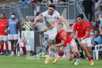 2021-06-11 - Giovanni Licata (Zebre) with a reverse pass - RAINBOW CUP 2021 - ZEBRE RUGBY VS MUNSTER - GUINNESS PRO 14 - RUGBY