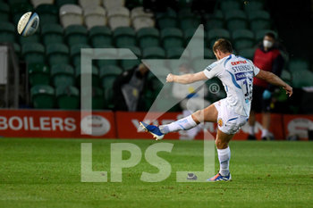 2020-09-04 - Exeter Chiefs fly-half Gareth Steenson (10) kicks a penalty during the English championship, Gallagher Premiership Rugby Union match between Northampton Saints and Exeter Chiefs on September 4, 2020 at Franklins Gardens in Northampton, England - Photo Dennis Goodwin / ProSportsImages / DPPI - NORTHAMPTON SAINTS VS EXETER CHIEFS - PREMERSHIP RUGBY UNION - RUGBY