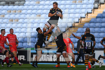 2020-09-09 - Wasps lock Joe Launchbury (4) takes a high ball during the English championship Gallagher Premiership Rugby Union match between Wasps and Leicester Tigers on September 9, 2020 at the Ricoh Arena in Coventry, England - Photo Dennis Goodwin / ProSportsImages / DPPI - WASPS VS LEICESTER TIGERS - PREMERSHIP RUGBY UNION - RUGBY