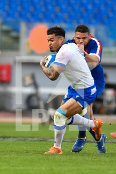 2021-02-06 - Montanna Ioane (Italy) is tackled by Mohamed Haouas (France) - ITALIA VS FRANCIA - SIX NATIONS - RUGBY