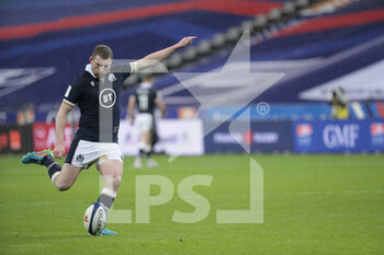 2021-03-26 - Finn Russell (SCO) scored the transformation during the 2021 Six Nations, rugby union match between France and Scotland on March 26, 2021 at Stade de France in Saint-Denis near Paris, France - Photo Stephane Allaman / DPPI - 2021 GUINNESS SIX NATIONS RUGBY - FRANCE VS SCOTLAND - SIX NATIONS - RUGBY