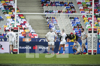 2021-03-26 - French players disappointed after loosing the game during the 2021 Six Nations, rugby union match between France and Scotland on March 26, 2021 at Stade de France in Saint-Denis near Paris, France - Photo Stephane Allaman / DPPI - 2021 GUINNESS SIX NATIONS RUGBY - FRANCE VS SCOTLAND - SIX NATIONS - RUGBY