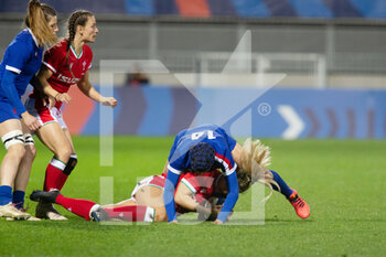 2021-04-03 - Caroline Boujard of France contests during the 2021 Women's Six Nations, rugby union match between France and Wales on April 3, 2021 at La Rabine stadium in Vannes, France - Photo Damien Kilani / DK Prod / DPPI - SEI NAZIONI FEMMINILE 2021 - FRANCIA VS GALLES - SIX NATIONS - RUGBY