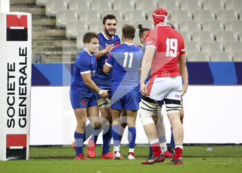 2020-10-24 - Charles Ollivon of France celebrates scoring a try with Antoine Dupont, Vincent Rattez during the 2020 International Rugby Union Test Match between France and Wales on October 24, 2020 at Stade de France in Saint-Denis near Paris, France - Photo Jean Catuffe / DPPI - FRANCE VS WALES - TEST MATCH - RUGBY