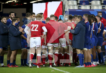 2020-10-24 - Players of France applaud players of Wales following the 2020 International Rugby Union Test Match between France and Wales on October 24, 2020 at Stade de France in Saint-Denis near Paris, France - Photo Jean Catuffe / DPPI - FRANCE VS WALES - TEST MATCH - RUGBY