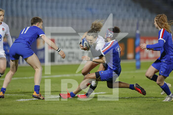 2021-04-30 - Ellie Kildunne of England and Elise Pignot, Maelle Filopon of France during the Women's Rugby Union Test Match between France and England on April 30, 2021 at Le Stadium in Villeneuve-d'Ascq, France - Photo Loic Baratoux / DPPI - WOMEN'S FRIENDLY MATCH - FRANCE VS ENGLAND - TEST MATCH - RUGBY